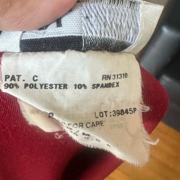 I.N. Studio Petite Red Sleeveless Embellished Stretch Blouse – Party Top - Picture 2 of 6